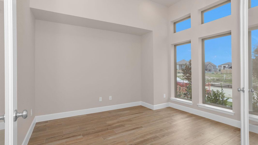 Spacious, unfurnished interior of a new home in Bridgeland 50', Cypress (Image 13). Spacious, unfurnished interior of a new home in Bridgeland 50', Cypress (Image 13).