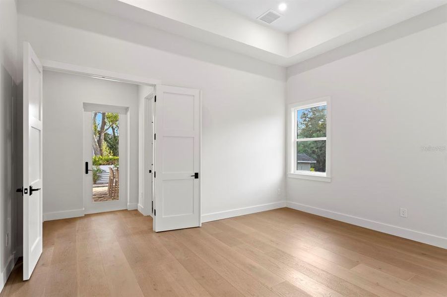 Spacious, unfurnished interior of a new home in , Tampa (Image 67). Spacious, unfurnished interior of a new home in , Tampa (Image 67).