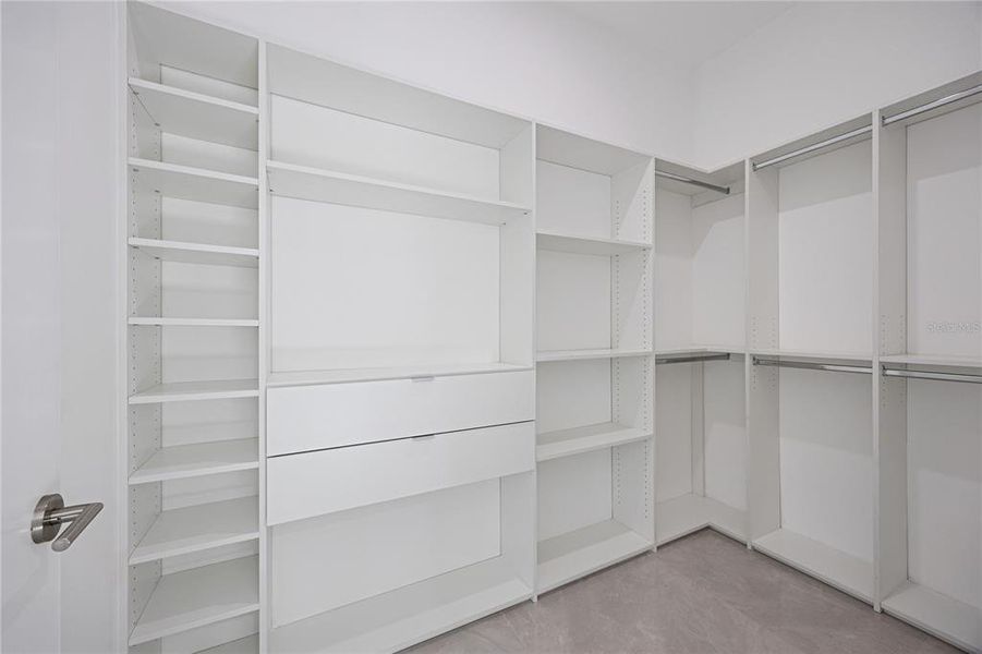 Spacious, unfurnished interior of a new home in , Rotonda West (Image 38).