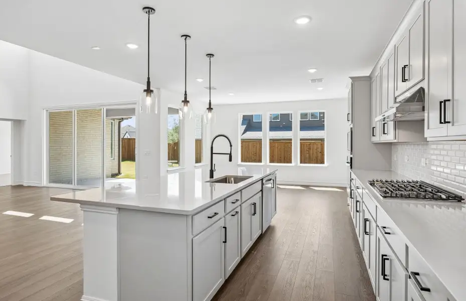 Furnished interior view inside a new home in Highland Lakes, McKinney (Image 10).