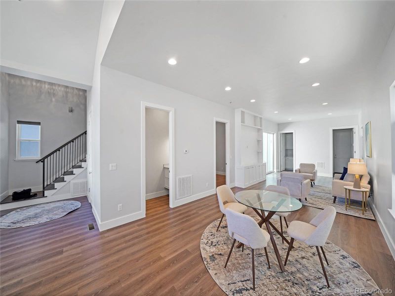 Furnished interior view inside a new home in , Salida (Image 9).