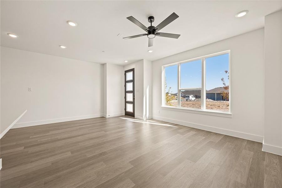 Spacious, unfurnished interior of a new home in Talia, Mesquite (Image 15).