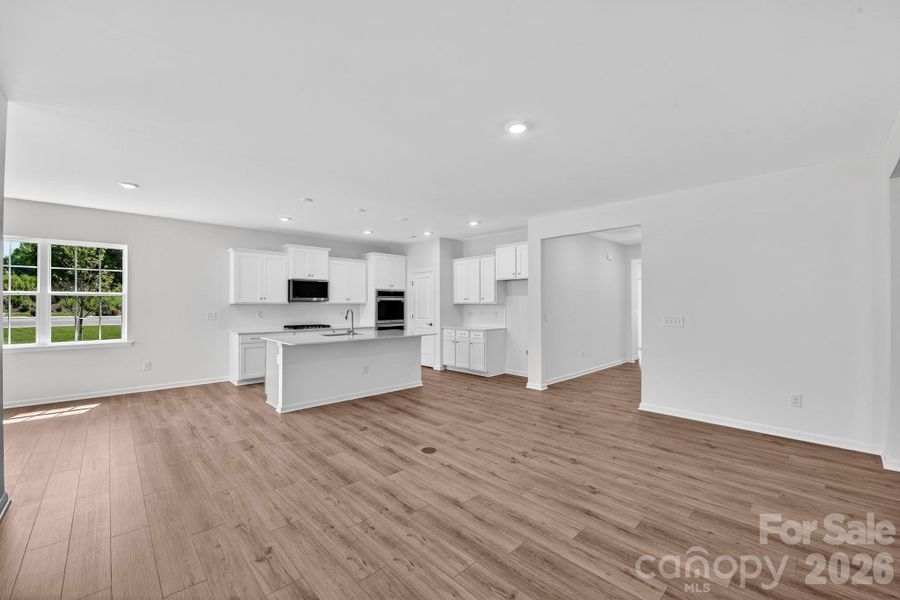 Spacious, unfurnished interior of a new home in Roselyn, Lancaster (Image 18).