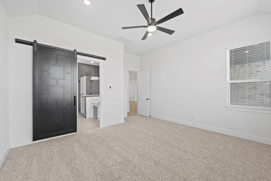 Spacious, unfurnished interior of a new home in Elyson 60's, Katy (Image 13). Spacious, unfurnished interior of a new home in Elyson 60's, Katy (Image 13).