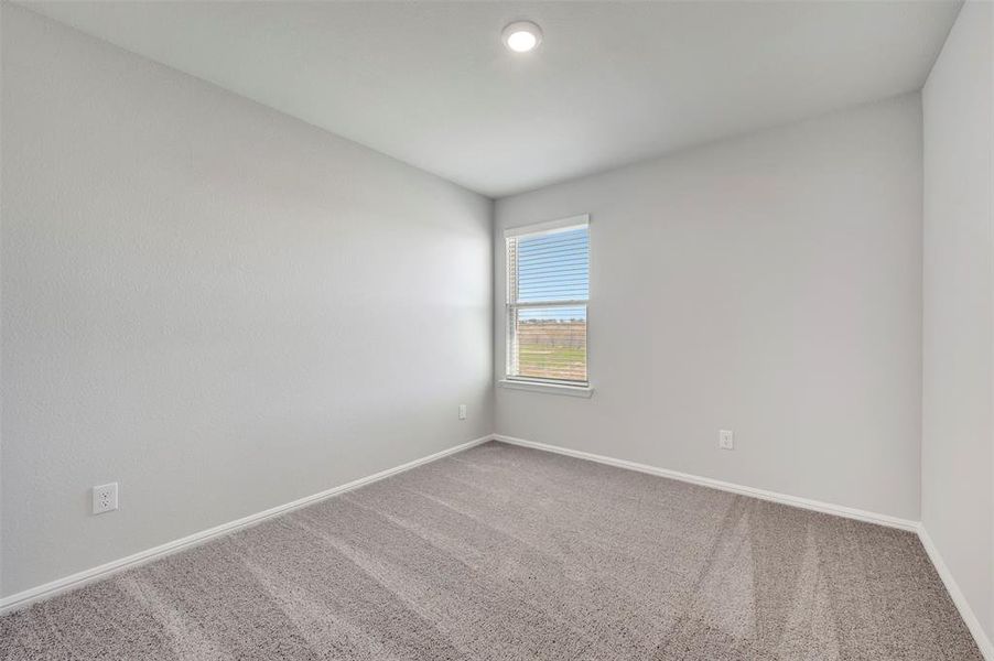 Spacious, unfurnished interior of a new home in Lane Ranch, Sanger (Image 38).