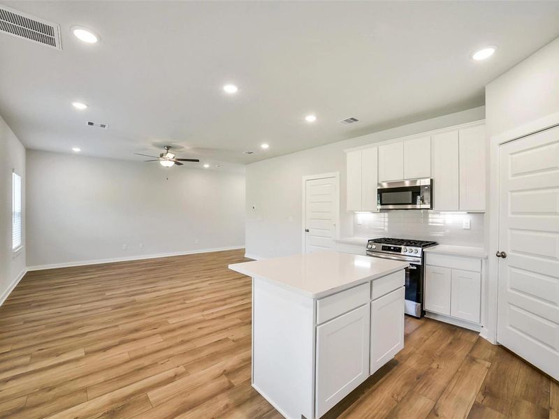 Furnished interior view inside a new home in Lakes at Black Oak, Magnolia (Image 9). Furnished interior view inside a new home in Lakes at Black Oak, Magnolia (Image 9).