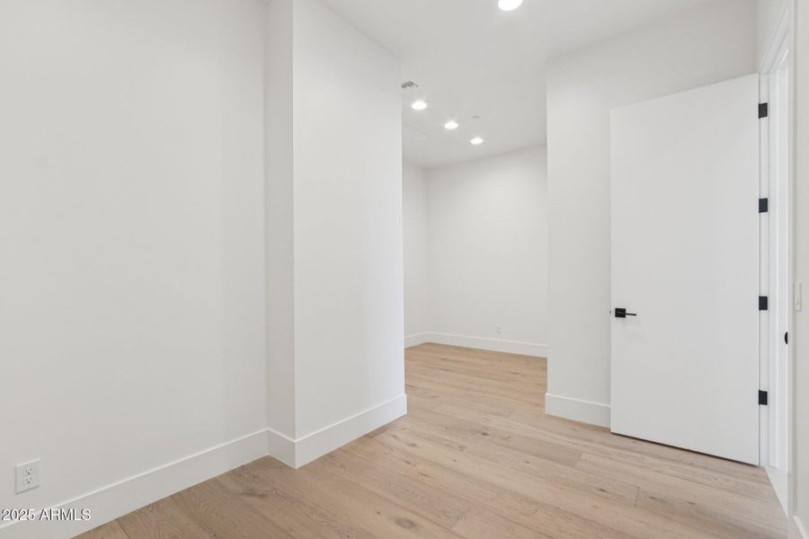 27-web-or-mls-E Buckskin Trail-S2407-024