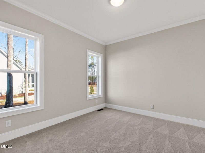 032-1280x960-bedroom