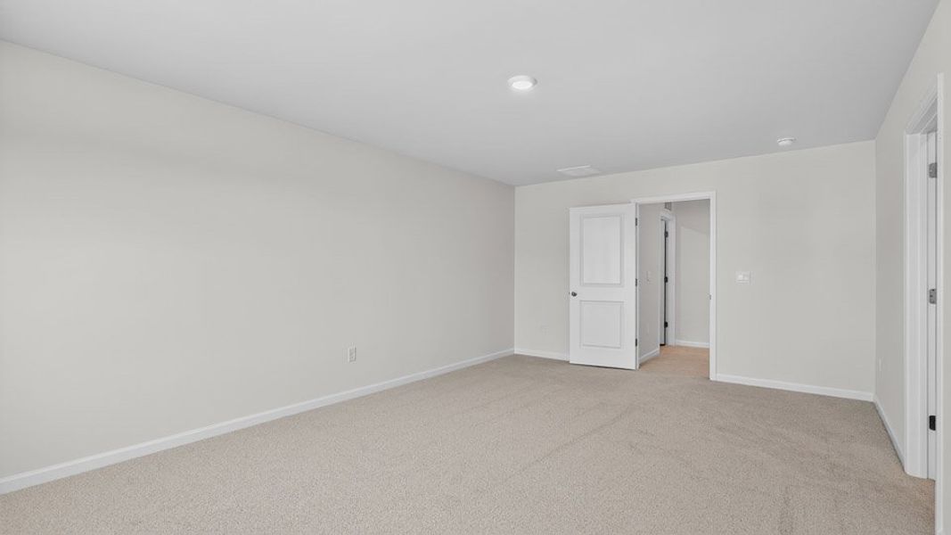 Spacious, unfurnished interior of a new home in Collinswood, Aberdeen (Image 14).