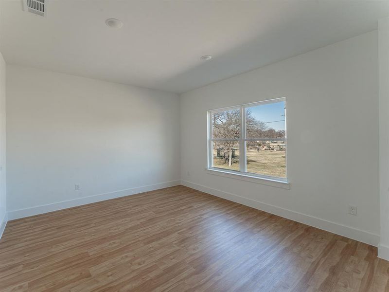 Spacious, unfurnished interior of a new home in , Dallas (Image 16). Spacious, unfurnished interior of a new home in , Dallas (Image 16).