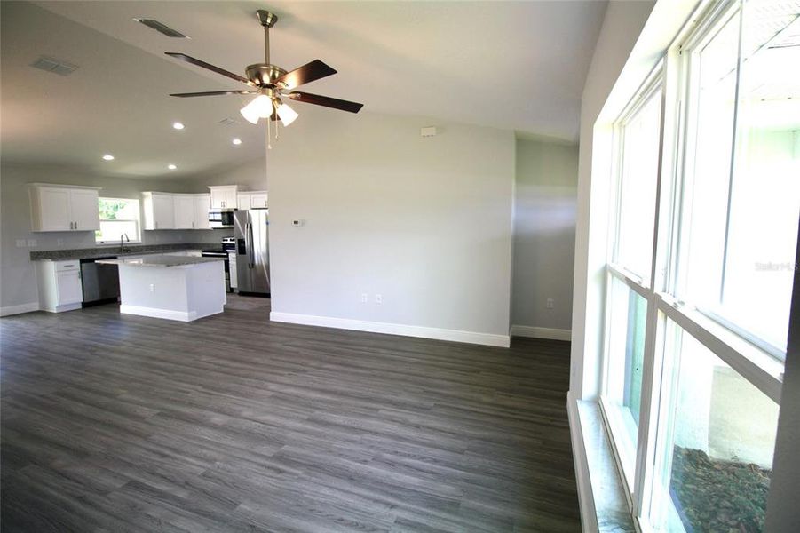 Spacious, unfurnished interior of a new home in , Ocala (Image 37).