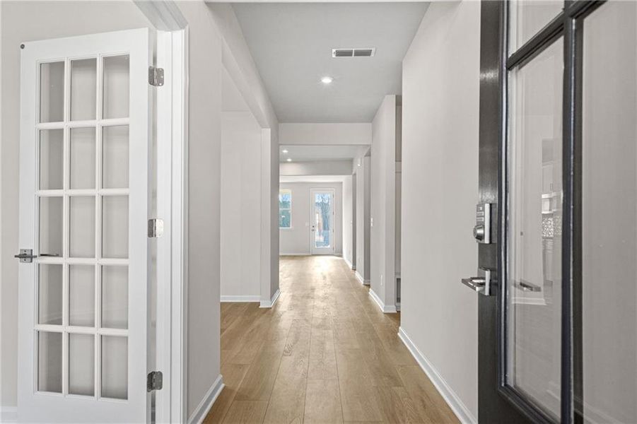 Spacious, unfurnished interior of a new home in Kelly Preserve, Loganville (Image 16).