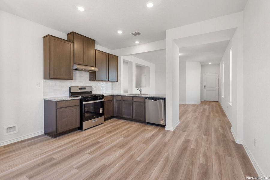 Furnished interior view inside a new home in Punta Verde, Converse (Image 10). Furnished interior view inside a new home in Punta Verde, Converse (Image 10).