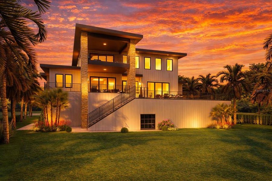 Exterior details and patio area of a home in , Port Richey (Image 5).