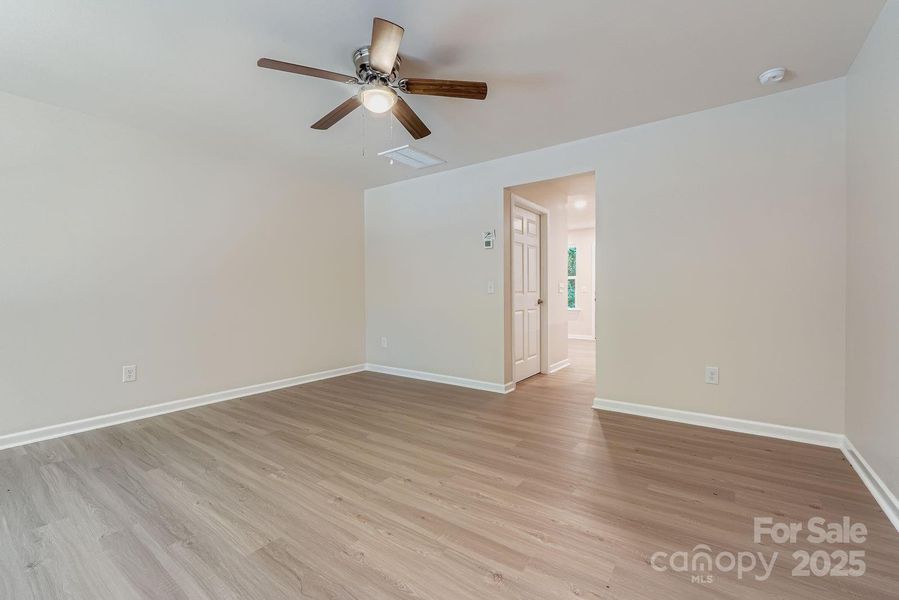 Spacious, unfurnished interior of a new home in , Charlotte (Image 11).