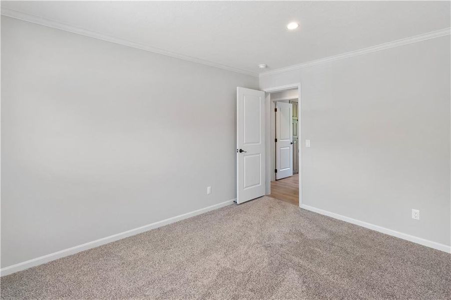 Spacious, unfurnished interior of a new home in , Clarkesville (Image 15).