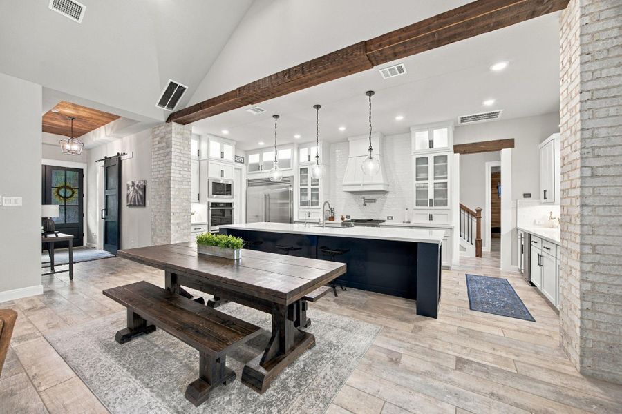 Furnished interior view inside a new home in , Tomball (Image 28).