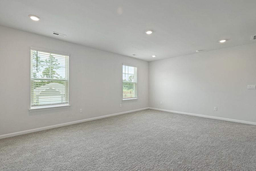 Spacious, unfurnished interior of a new home in , Manning (Image 18).