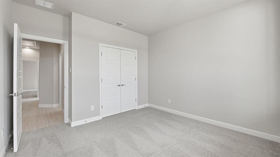 Spacious, unfurnished interior of a new home in Treeline, Justin (Image 35). Spacious, unfurnished interior of a new home in Treeline, Justin (Image 35).
