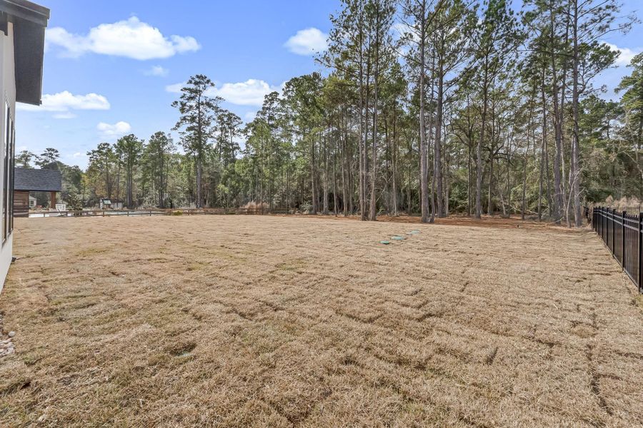 Exterior details and patio area of a home in , Montgomery (Image 3).
