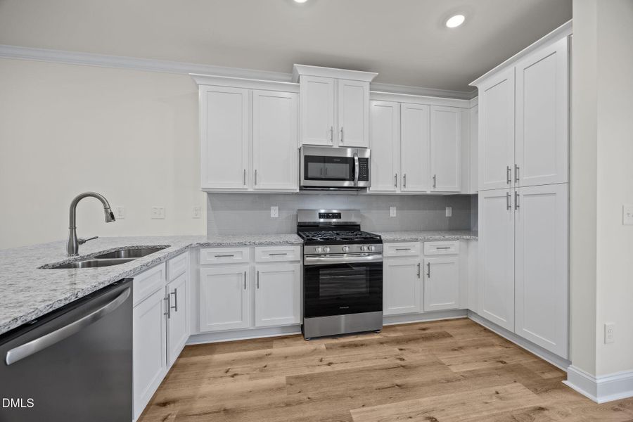 15-web-or-mls-IMG_9812 15-web-or-mls-IMG_9812