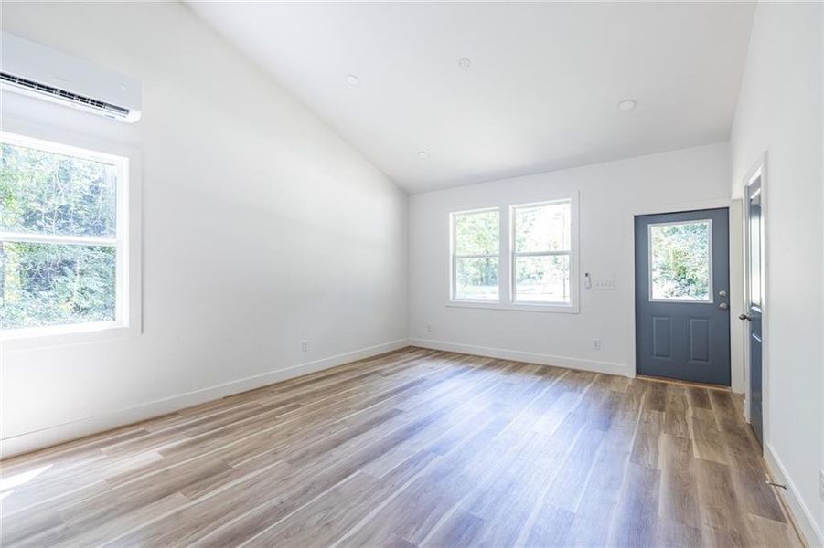 Spacious, unfurnished interior of a new home in , Atlanta (Image 33).