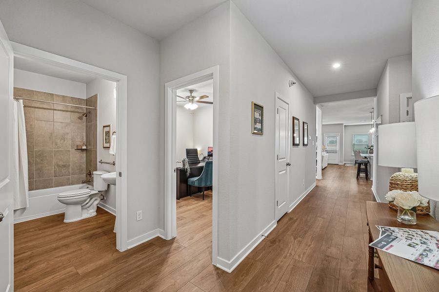 Representative furnished interior of a home built from the Medina by Omega Builders in Hillside Village, Temple (Image 7).