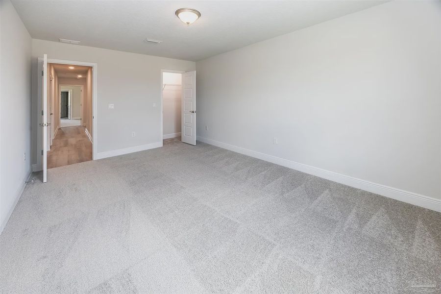 Spacious, unfurnished interior of a new home in Emmaline Gardens, Milton (Image 23).