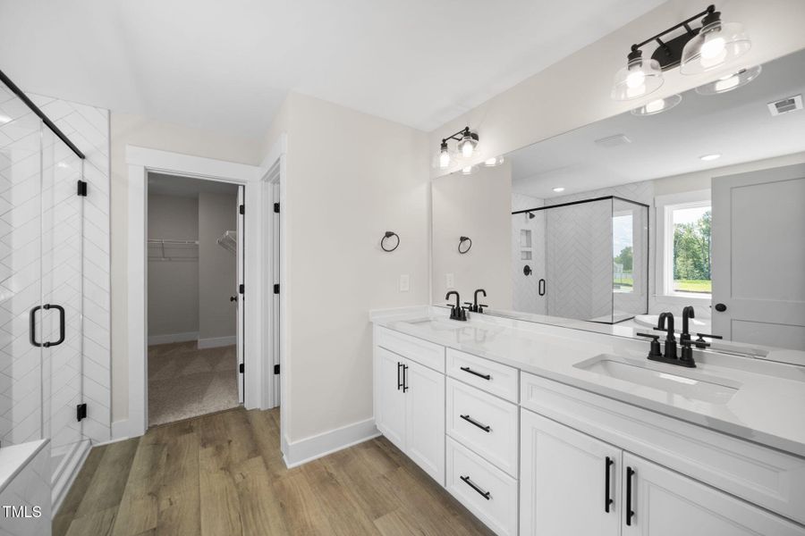 36-web-or-mls-DSC_9423 36-web-or-mls-DSC_9423