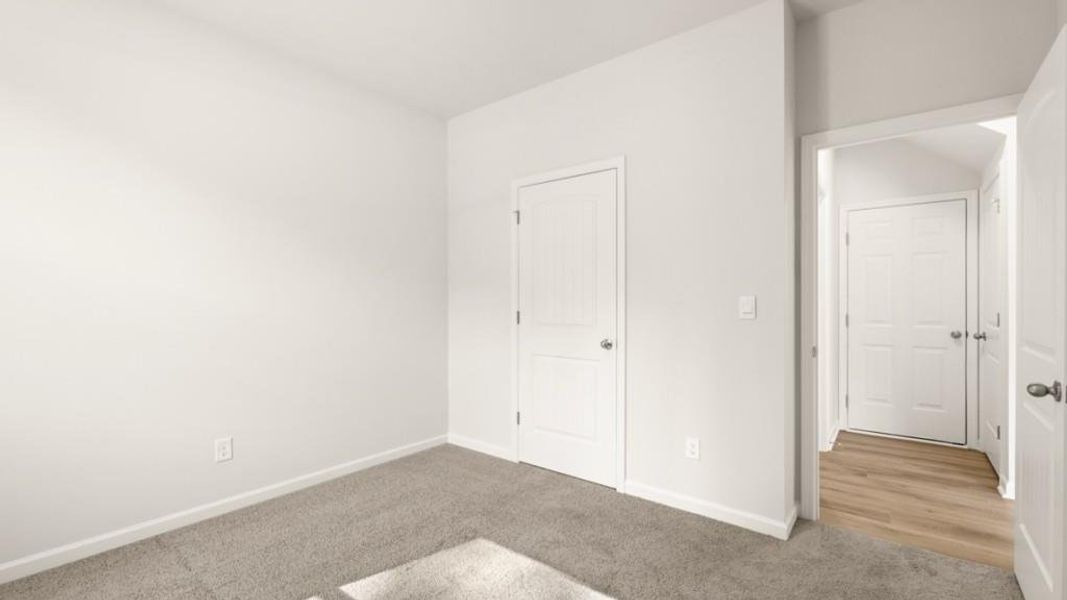 Spacious, unfurnished interior of a new home in Creekview, Atlanta (Image 24). Spacious, unfurnished interior of a new home in Creekview, Atlanta (Image 24).