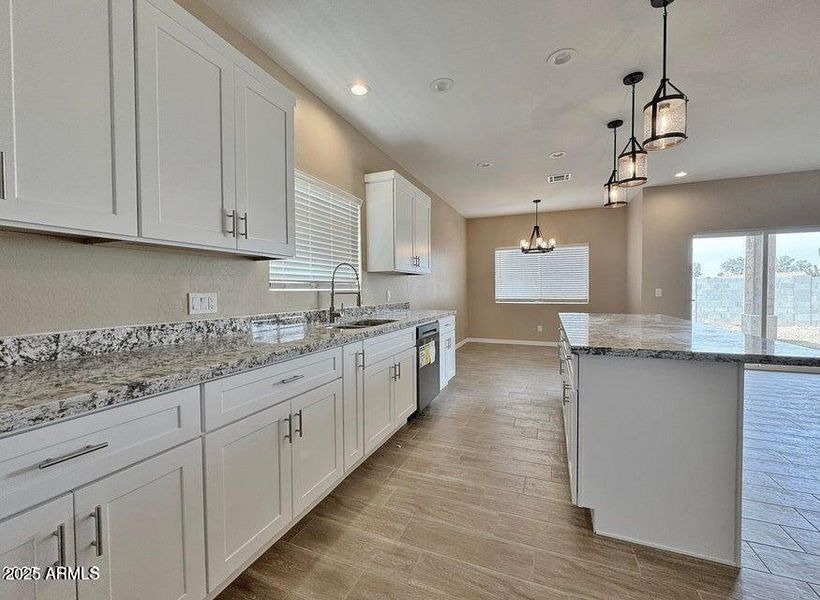 20251024185904527674000000-o