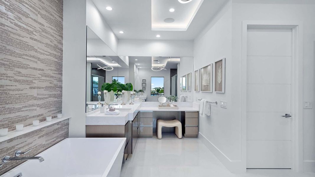 721 NE Marine Dr (28)