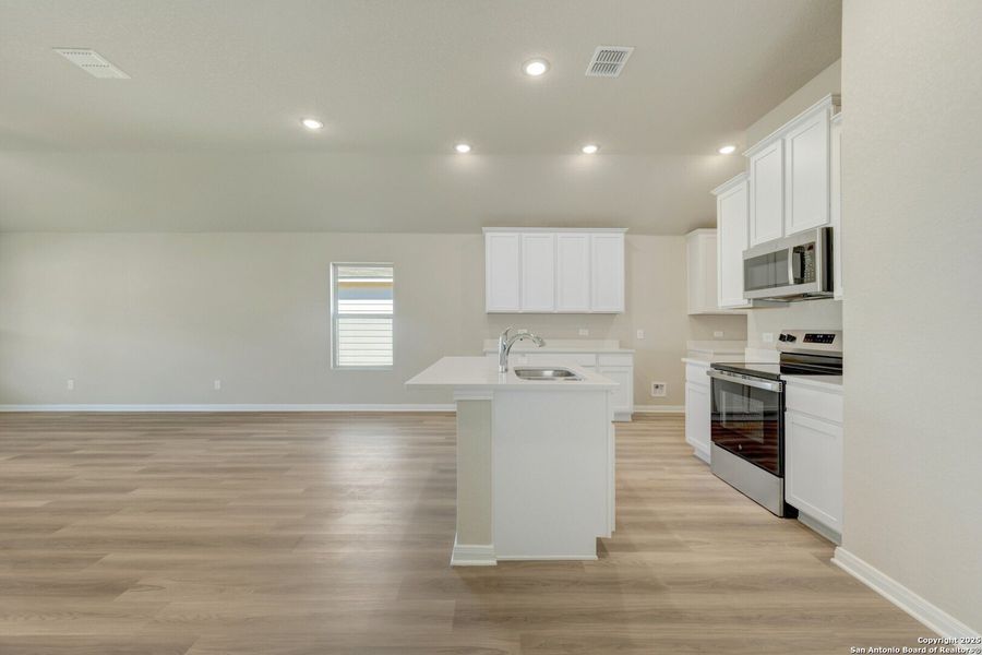 Image 34 of a home in Greenspoint Heights. Image 34 of a home in Greenspoint Heights.