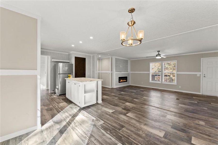 Spacious, unfurnished interior of a new home in , Cleveland (Image 27).