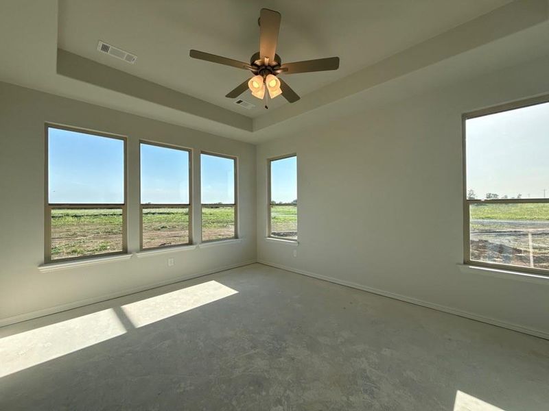 Spacious, unfurnished interior of a new home in Clear Sky Addition, Valley View (Image 6).