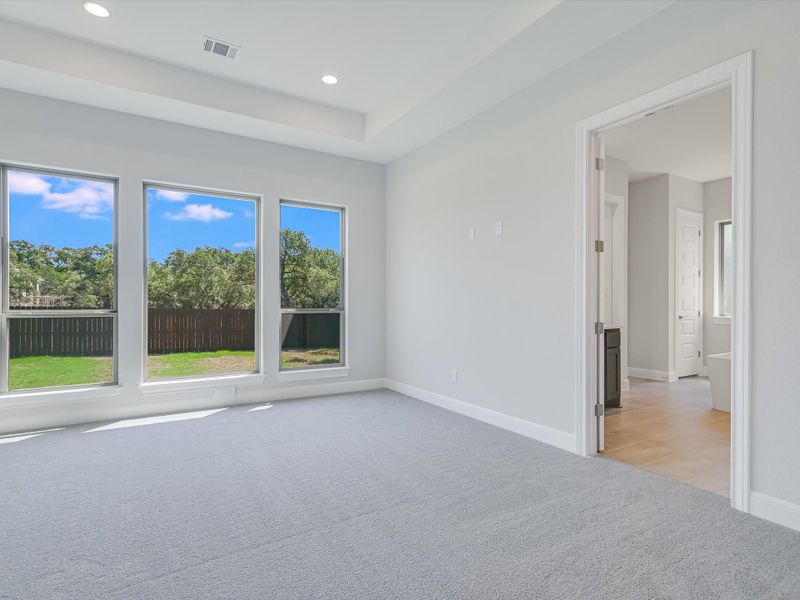 Representative unfurnished interior of a home built from the Topaz II by Giddens Homes in Riverstone, Georgetown (Image 86).