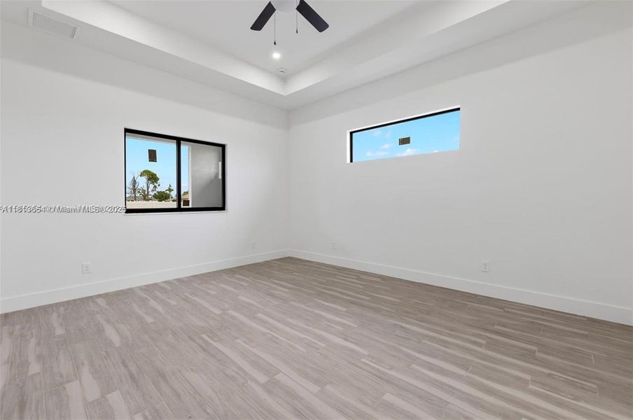 Spacious, unfurnished interior of a new home in , Cape Coral (Image 9). Spacious, unfurnished interior of a new home in , Cape Coral (Image 9).