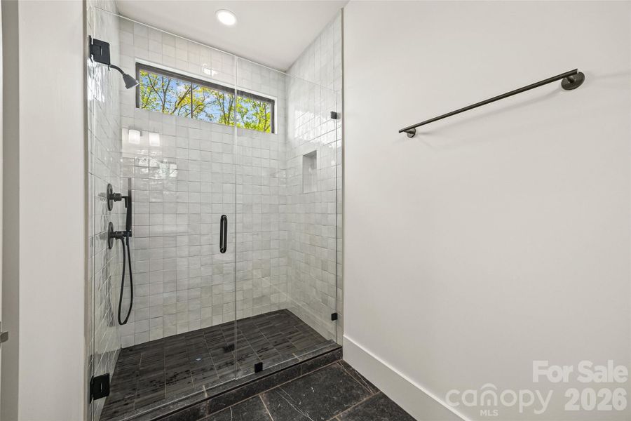 Image 47 of a home in .