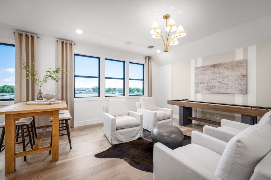 Representative furnished interior of a home built from the Gillett by Pulte Homes in Kuempel Farms, Pflugerville (Image 45).