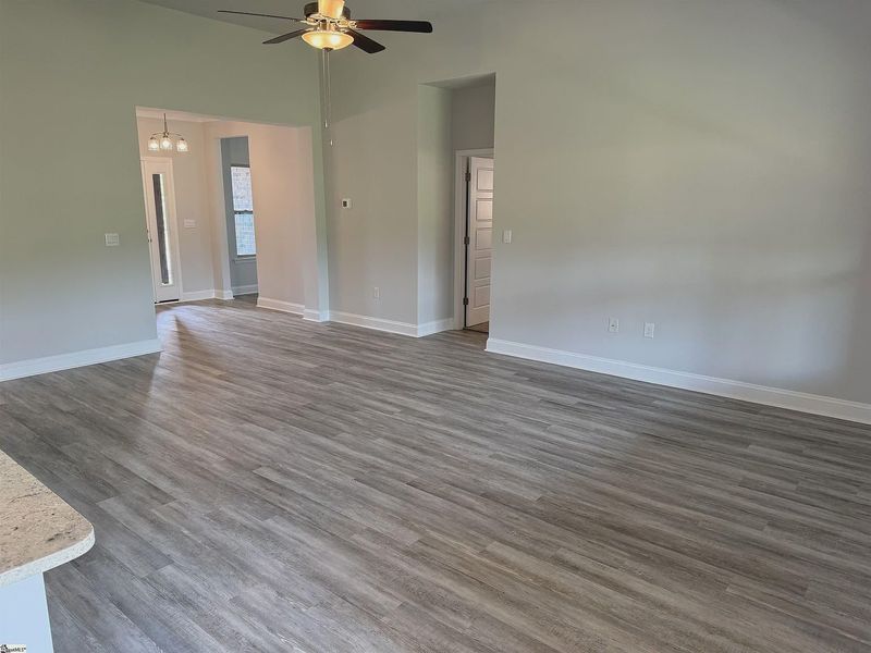 Spacious, unfurnished interior of a new home in Bracken Woods, Piedmont (Image 13). Spacious, unfurnished interior of a new home in Bracken Woods, Piedmont (Image 13).