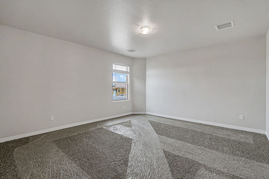 Spacious, unfurnished interior of a new home in Emerald Estates, Horizon City (Image 41). Spacious, unfurnished interior of a new home in Emerald Estates, Horizon City (Image 41).