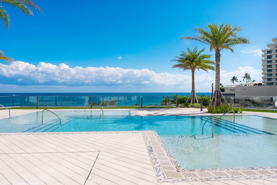 Morning Pool facing the Atlantic Ocean Morning Pool facing the Atlantic Ocean