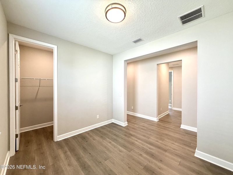 Spacious, unfurnished interior of a new home in Seasons at TrailMark, St. Augustine (Image 47).