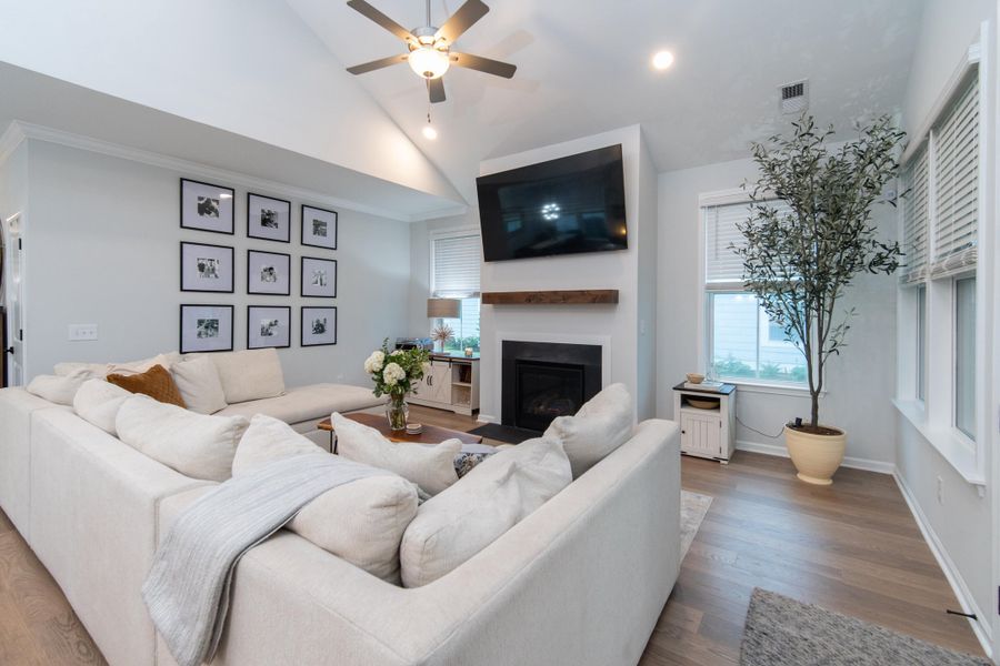 Furnished interior view inside a new home in Twin Lakes, Johns Island (Image 18).