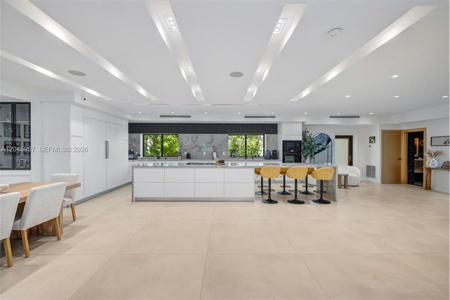 Community amenities in , Miami (Image 34).