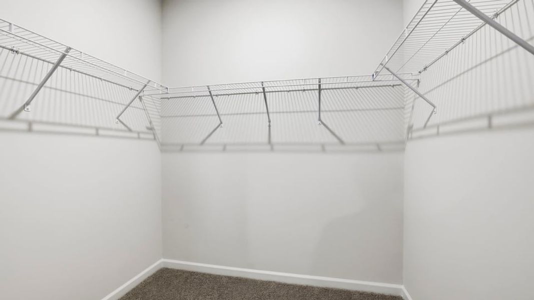 Spacious, unfurnished interior of a new home in Sherwood Gardens, Landrum (Image 31).