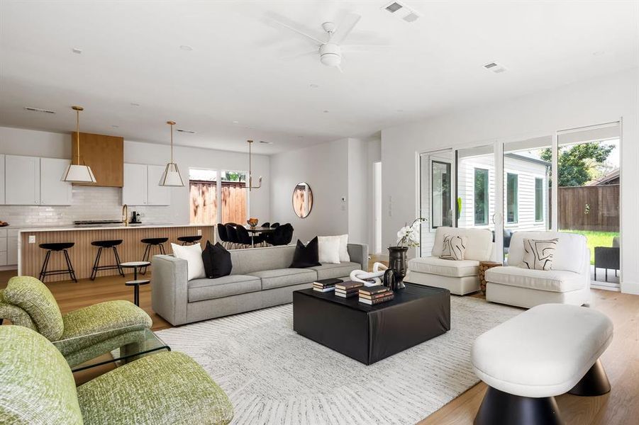 Furnished interior view inside a new home in , Dallas (Image 23).