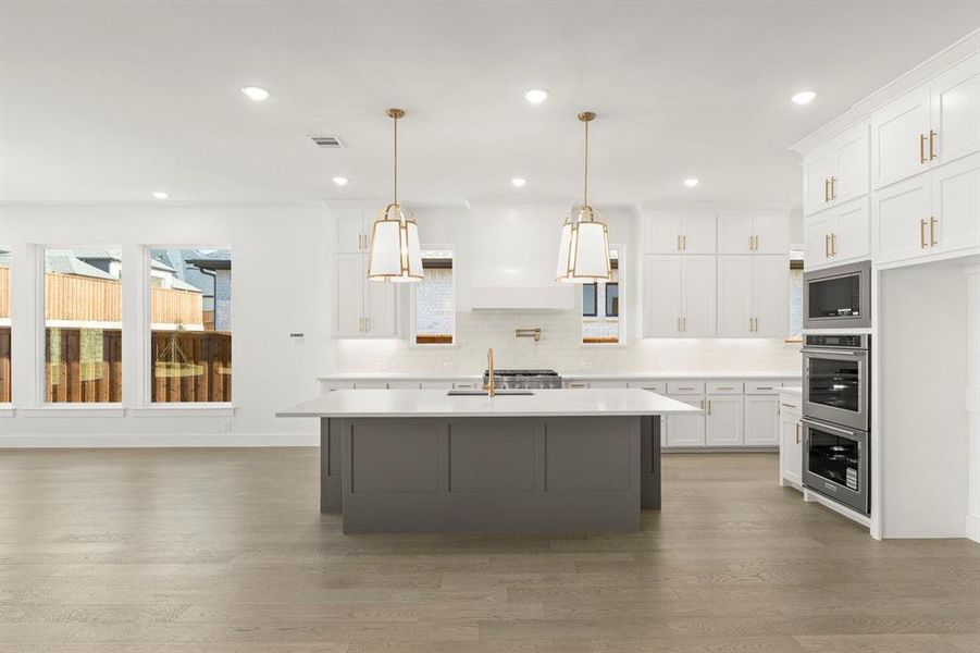 20. 591 Twilight - Kitchen