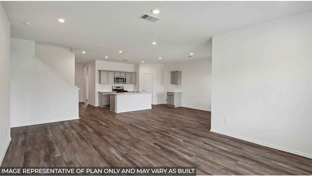 Spacious, unfurnished interior of a new home in Grand Pines, Magnolia (Image 10).