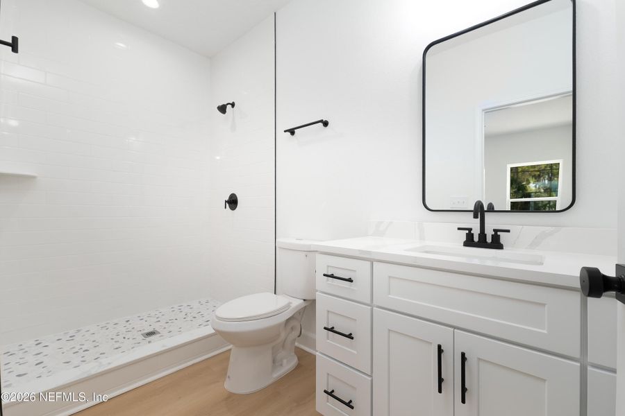 Furnished interior view inside a new home in , Palatka (Image 5).